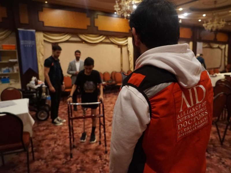 AID Uluslararası Doktorlar Derneği’nden Gazzeli yaralılara protez desteği